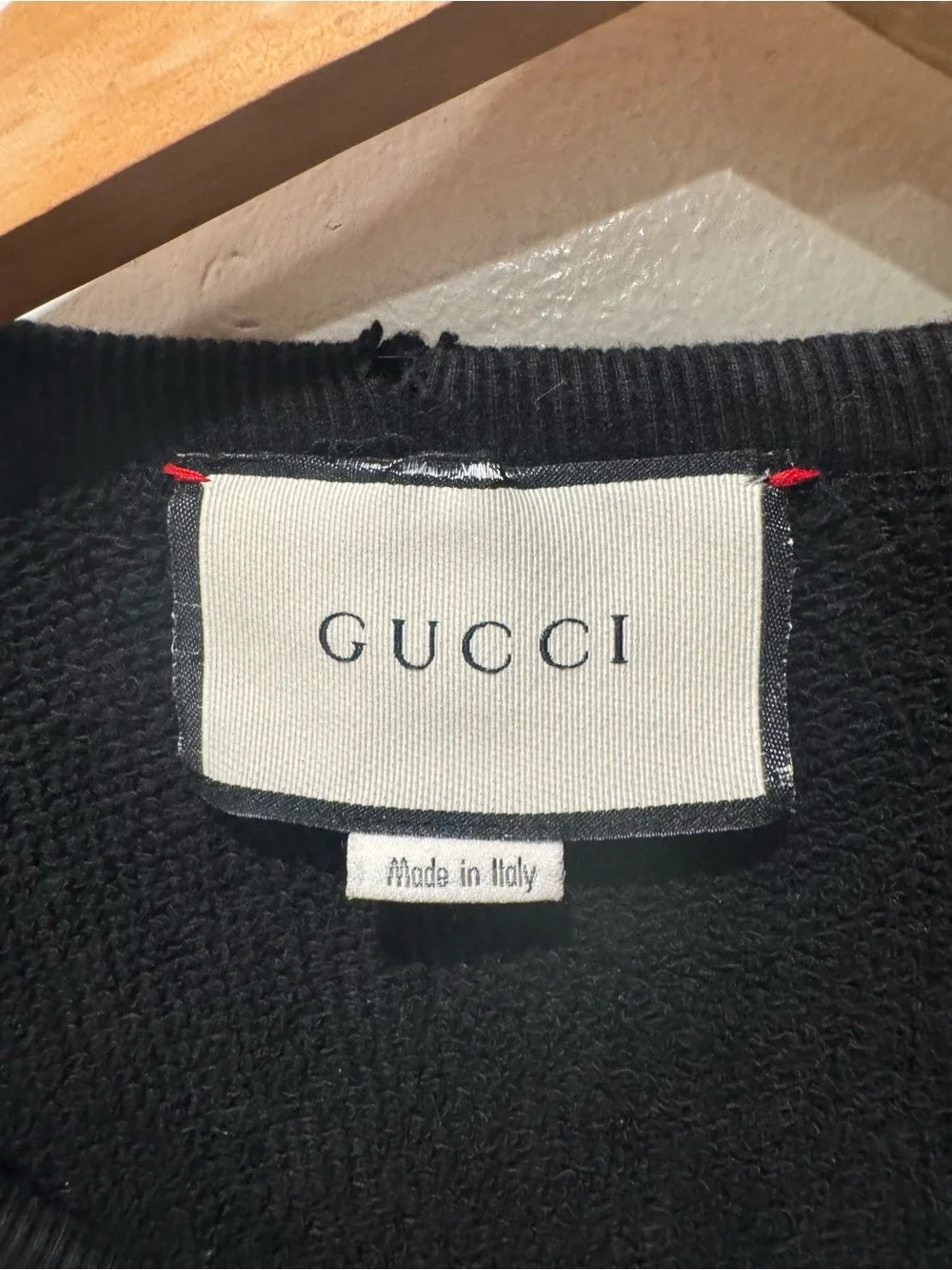 Authentic Gucci Crewneck Distressed Logo Black Sweatshirt Size XL